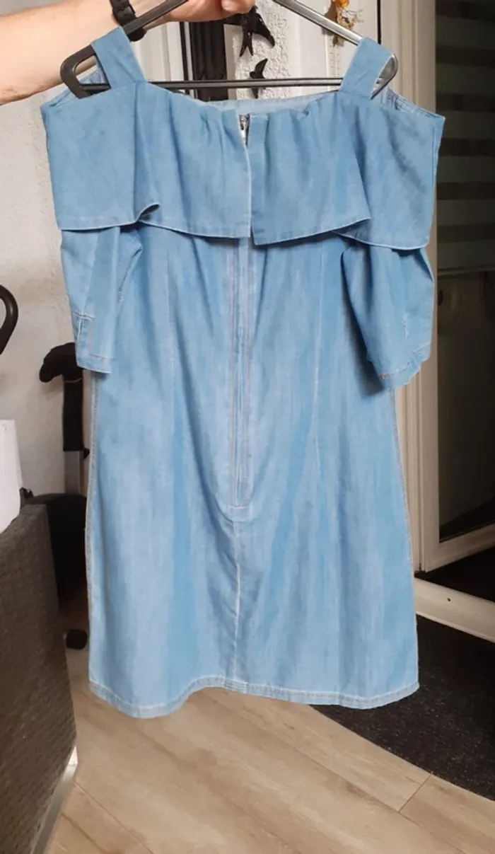Jolie robe 👗  en jean denim - photo numéro 2