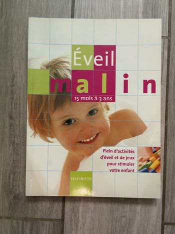 Eveil malin éditions Hachette