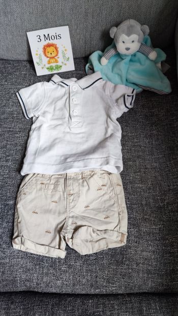 Short et t-shirt 3 mois