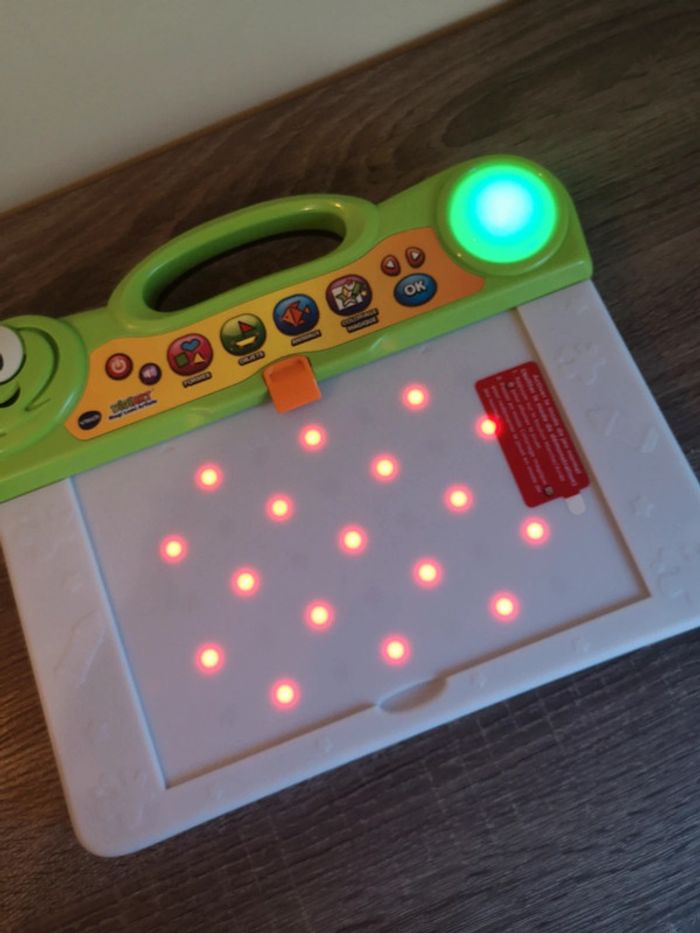 Jeu électronique musical à dessin Digi'Art de Vtech - photo numéro 2