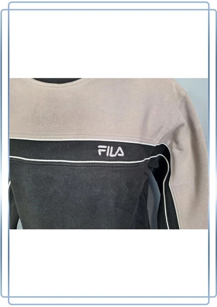 Sweat col rond / crewneck fila vintage homme beige et noir / taille M brodé (173) - photo numéro 3