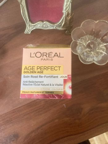 Soin creme de jour âge Perfect l OREAL