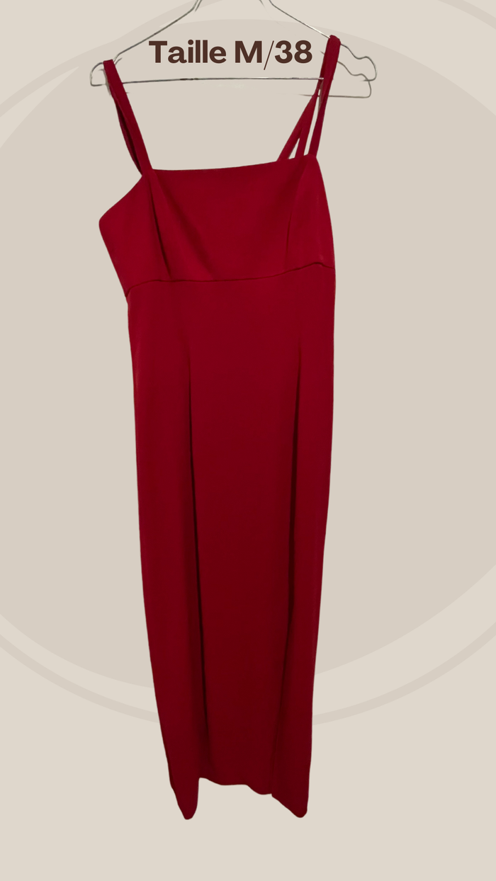 Robe rouge avec fente - Taille 38