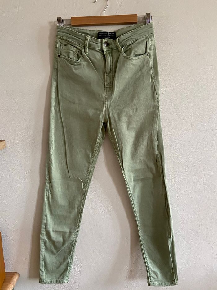 Jeans léger - Stradivarius - photo numéro 2