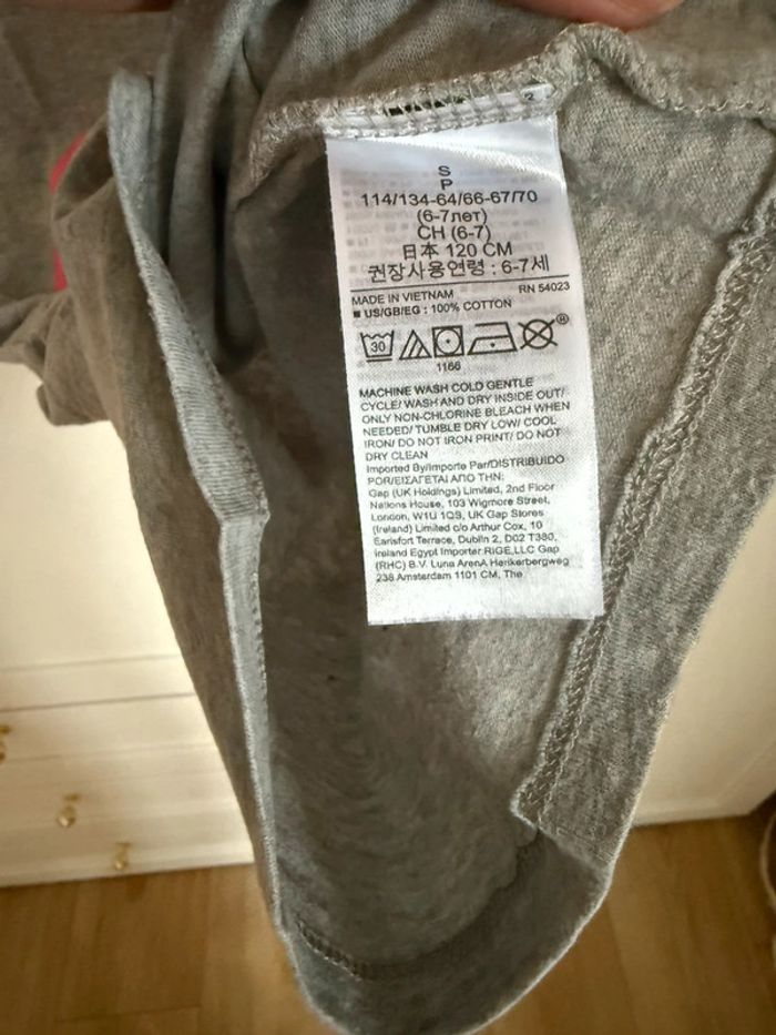 T-shirt gap 6/7 ans - photo numéro 4