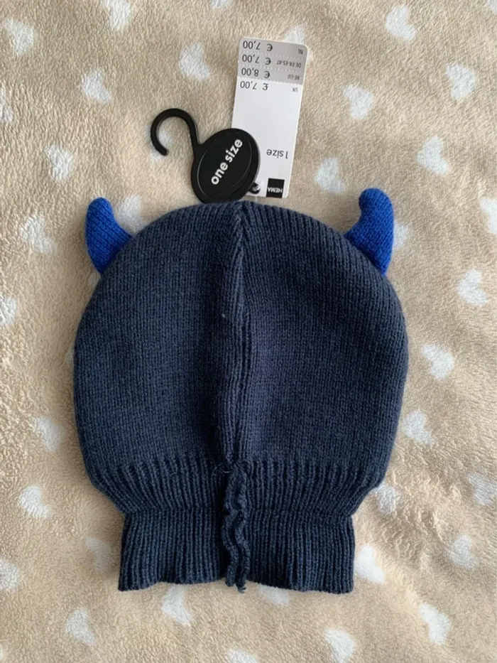Bonnet enfant monstre bleu marine tu Hema😺 - photo numéro 3