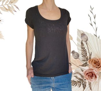 Tee-shirt noir manches courtes avec poche poitrine
