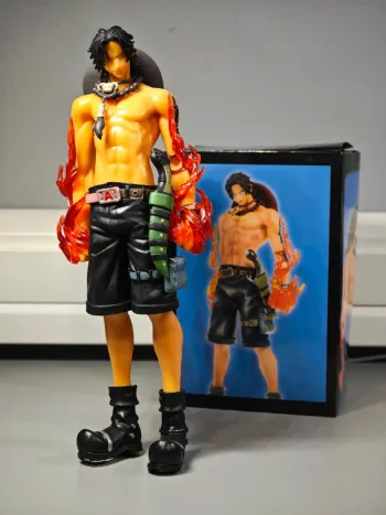 Figurine One Piece : Ace 26cm neuve avec boîte