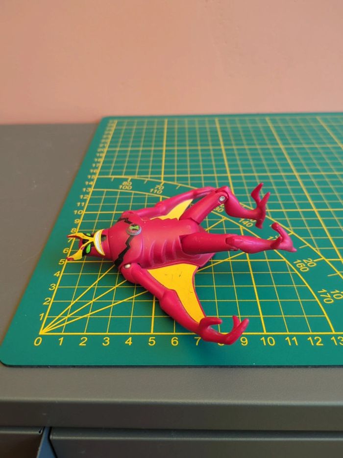 figurine ben 10 - photo numéro 3