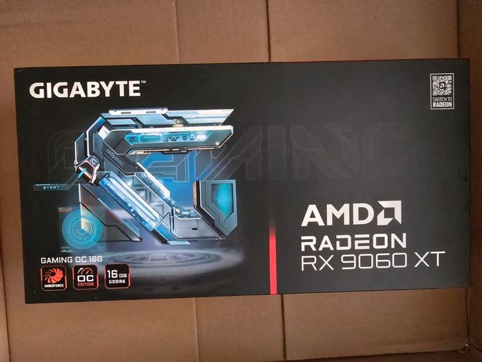 Gigabyte Radeon RX 9060 XT OC 16G Urgent - photo numéro 2