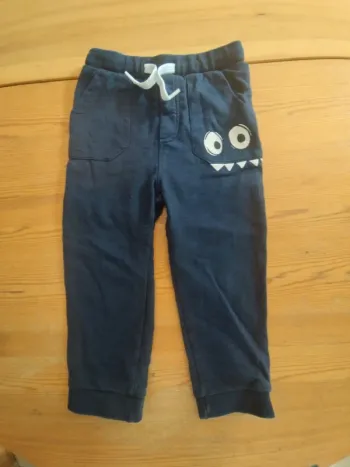 Pantalon monstre