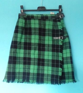 🍀Jupe écossaise verte et noire vintage "Etam" fabriquée en France 🍀