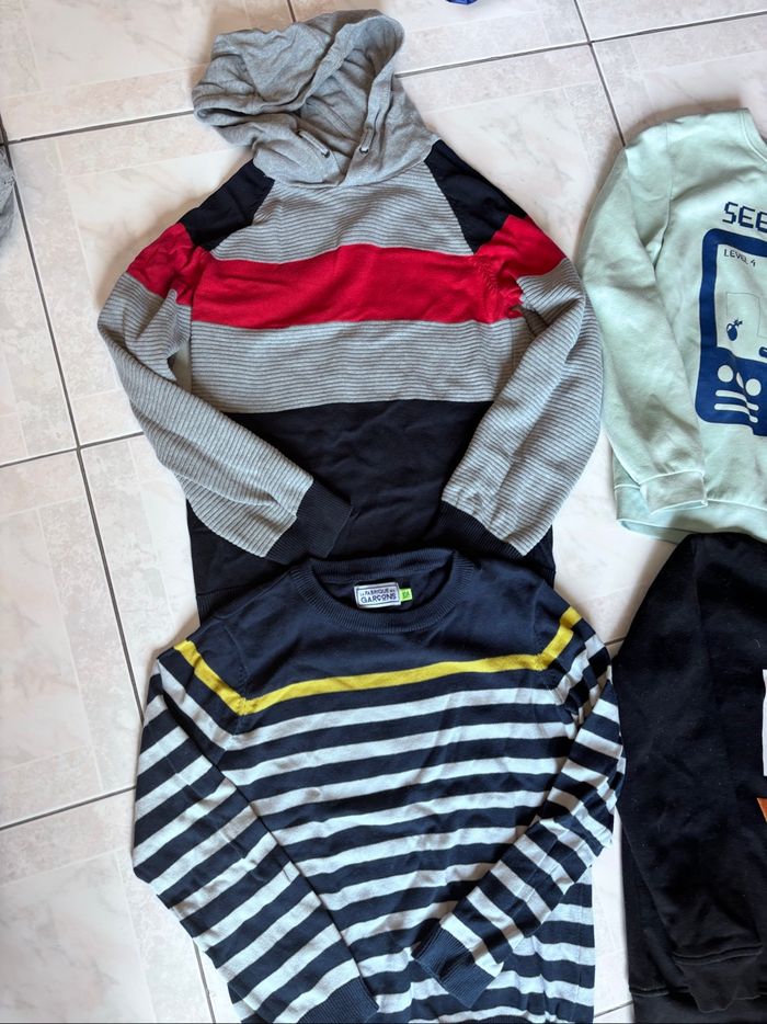 Lot 1 sweat - 10 ans - photo numéro 4