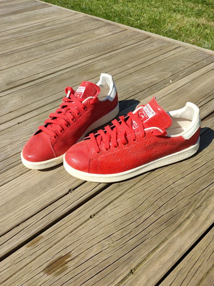 Adidas Stan Smith rouge brillant taille 41.5 - photo numéro 3