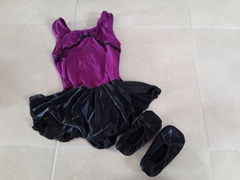 Ensemble de danse violet noir 6-8 ans DANSKIN NEUF