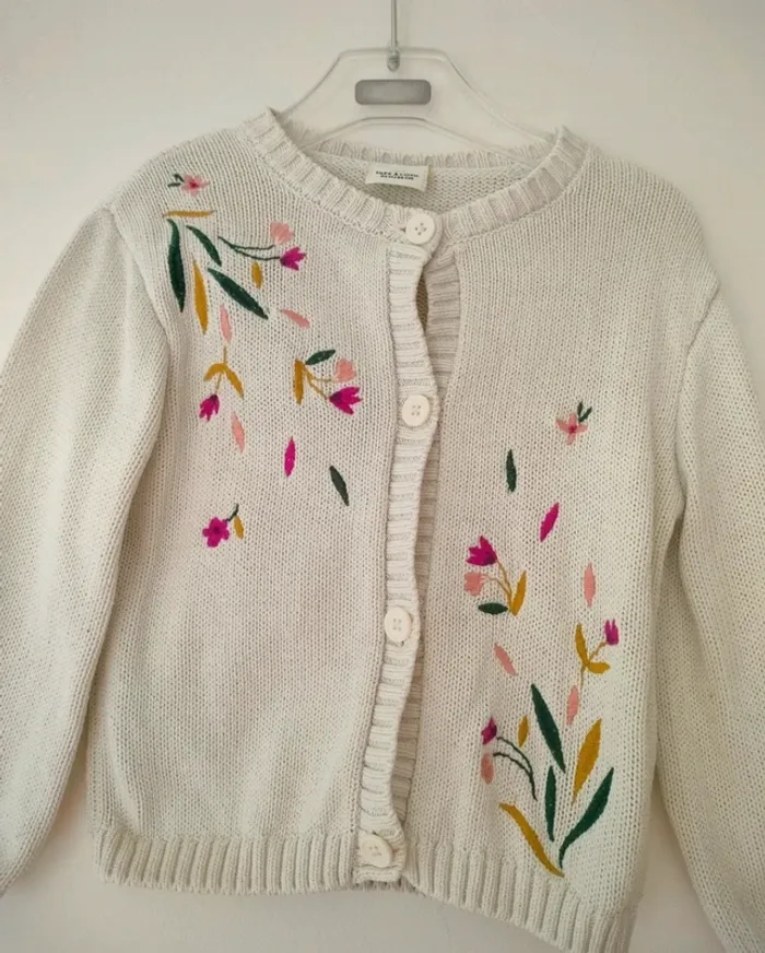 (c) gilet blanc fleurs TAO 24m - photo numéro 4
