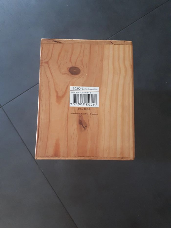 La petite bibliothèque du vin Larousse état neuf - photo numéro 2