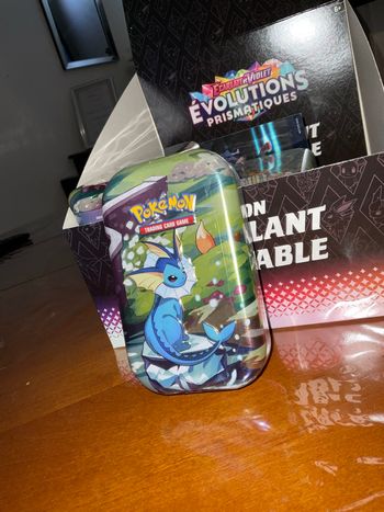Pokémon Mini tins évolutions prismatiques - EV.8.5