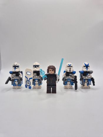 Figurines type lego Jedi Anakin Skywalker avec 4 clones de la 501ème star wars