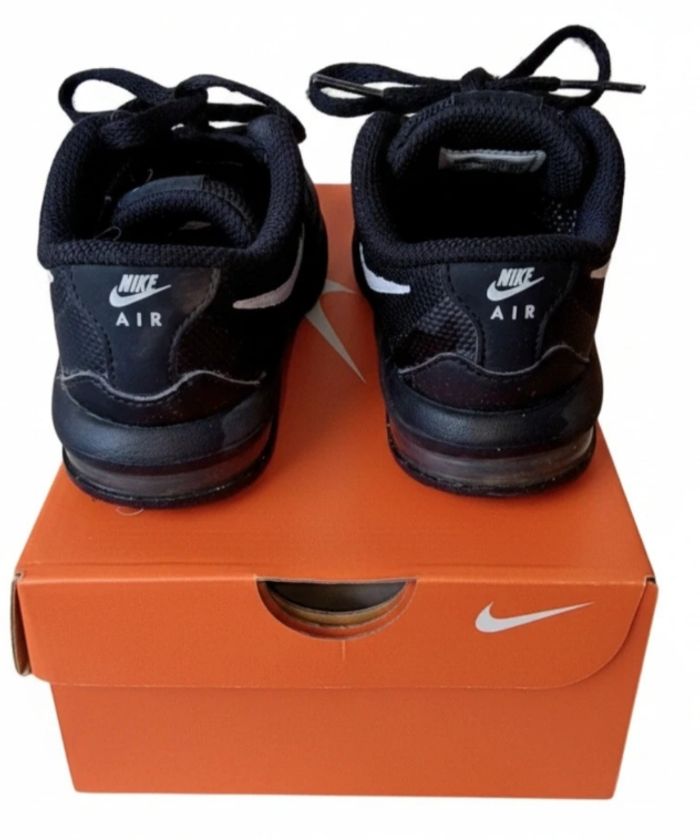 Basket Nike noir - photo numéro 9