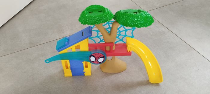 Aire de jeux spidey