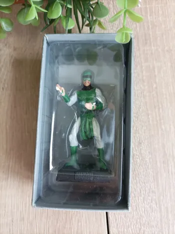 Figurine Marvel Karnak Eaglemoss Super Héros