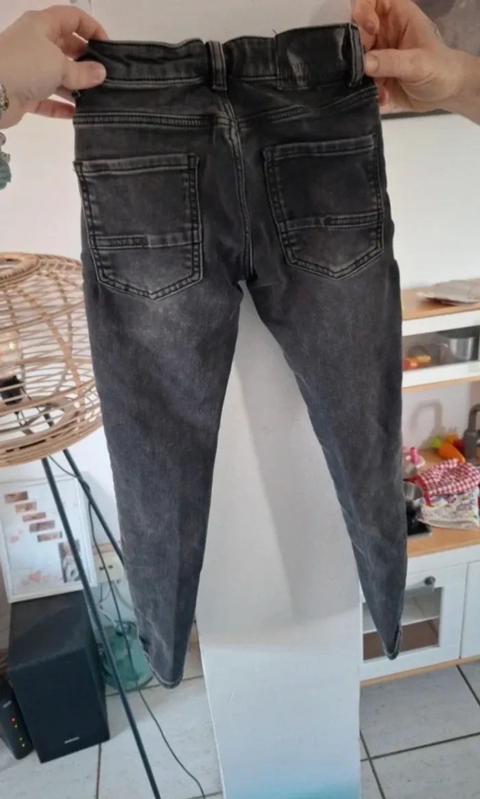 Pantalon gris - photo numéro 2
