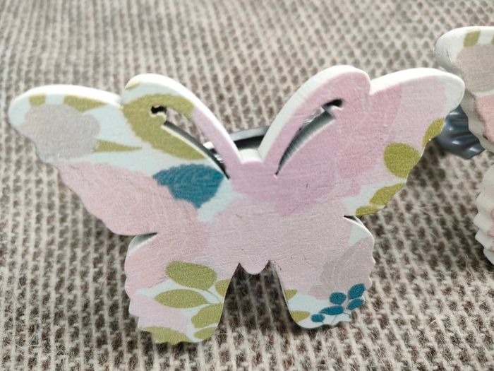 2 Pinces pour rideaux 🦋 - photo numéro 3