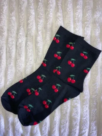 Chaussettes cerise