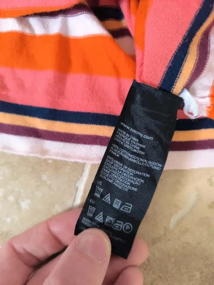Sweat capuche fin coloré troué fille XL Tommy Hilfiger - photo numéro 7
