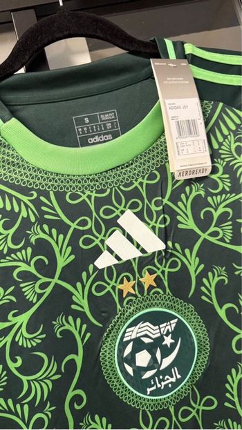 Maillots de Foot – Équipe d’Algérie 🇩🇿 L/M
