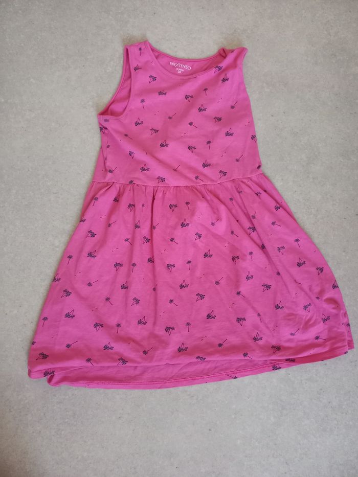 Robe rose