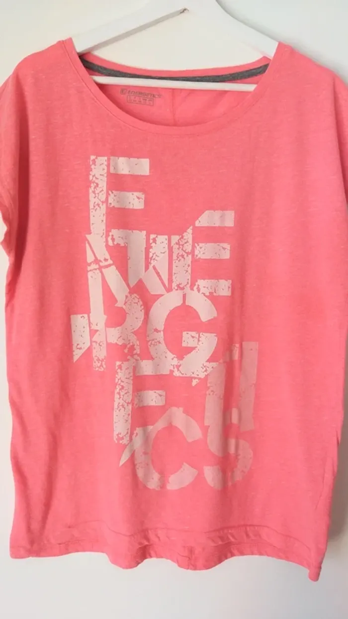 T.shirt sport taille 44