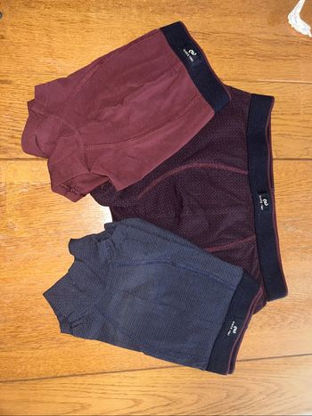 Lot boxers