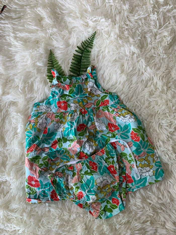 Gros lot 7 tenues été fille 6 m - photo numéro 3