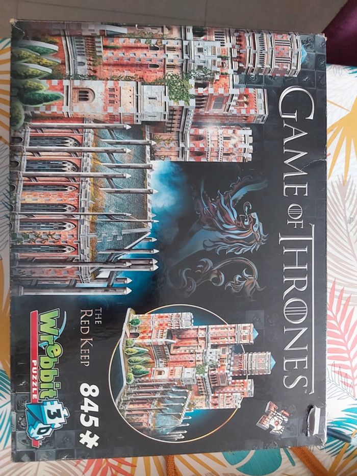Puzzle 3D le donjon rouge . Game of thrones.