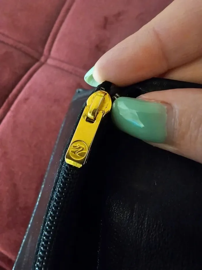 Portefeuille Longchamp en Cuir Noir - Élégant & Intemporel - Très Bon État - photo numéro 6