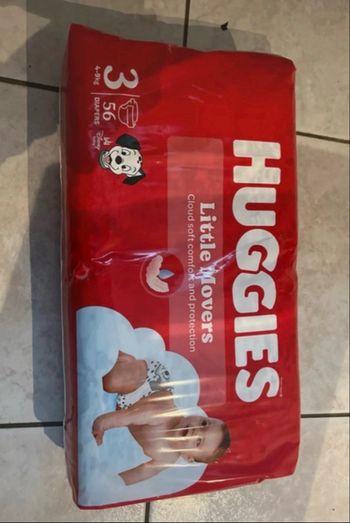 56 couches Huggies Little moovers 