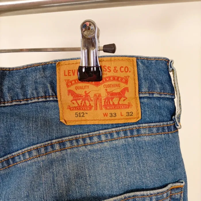 Jean Levi's 512 Slim Taper - Taille W33 L32 - Délavage bleu moyen A595 - photo numéro 7