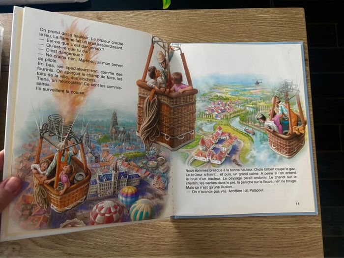 Livre Vintage Martine en Montgolfière pour Enfants - photo numéro 5