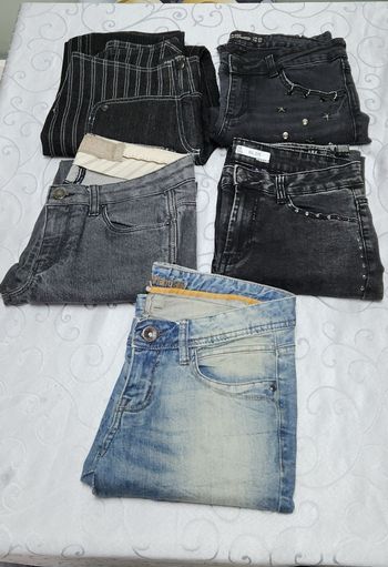 Lot 5 jean's femme taille 36 TBE