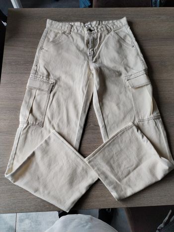 Jean beige taille 36 neuf