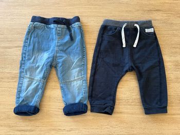 Lot 2 pantalons 18 mois