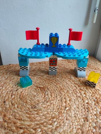 Départ de course Cars LEGO Duplo 
