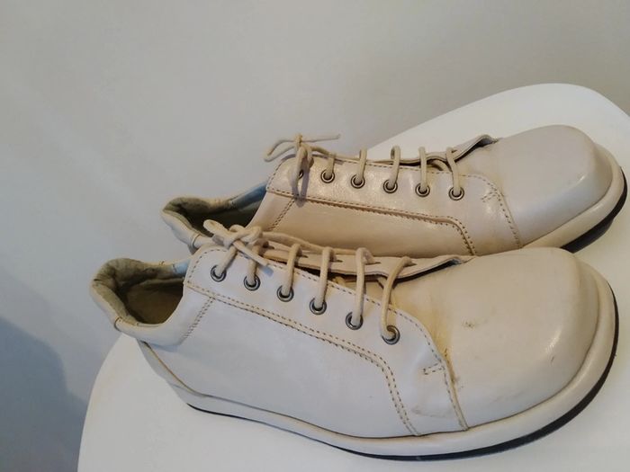 Derbies vintage taille 36 🖤 - photo numéro 7