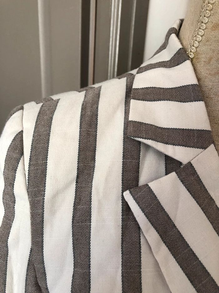 Veste taille 36 crème et beige impeccable - photo numéro 3