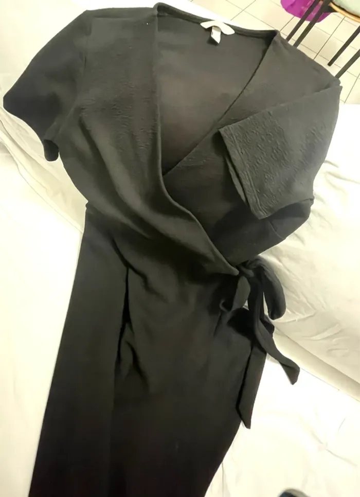 Magnifique robe H&M noir - photo numéro 16