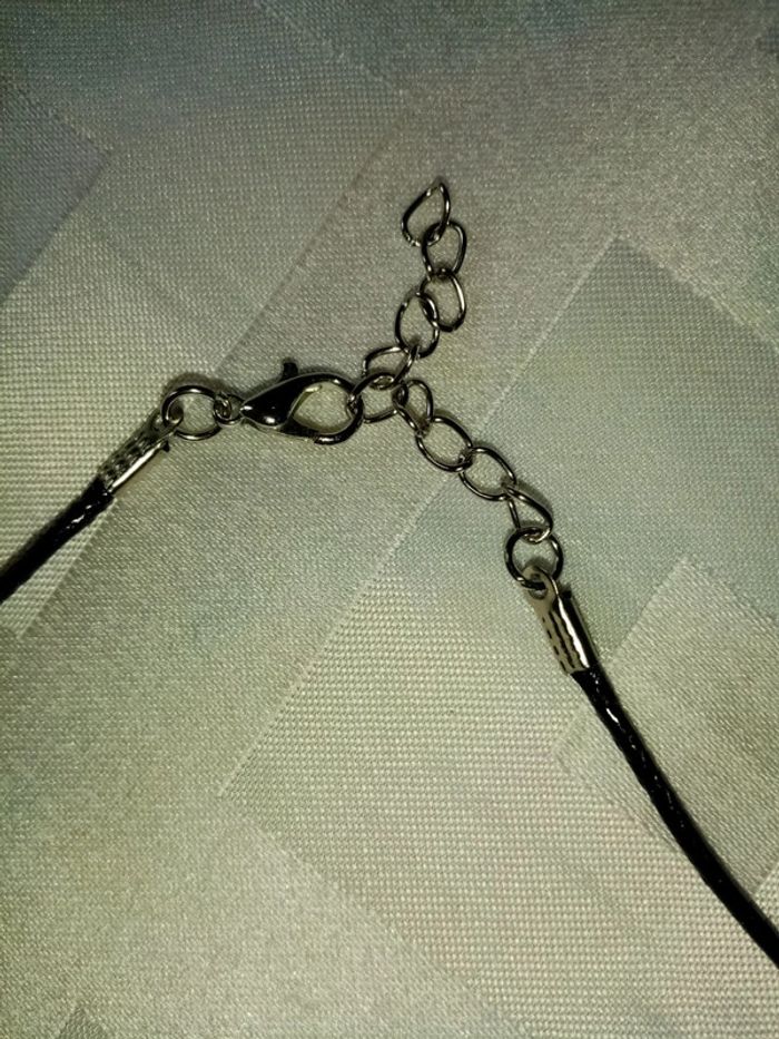 Collier pendentif en acier - photo numéro 2