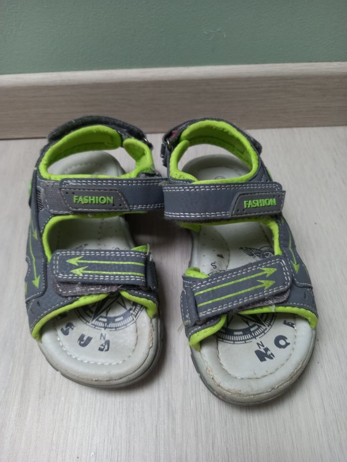 Sandales Fashion taille 28 - photo numéro 2