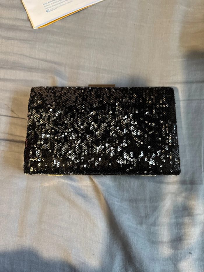 Pochette strass noir